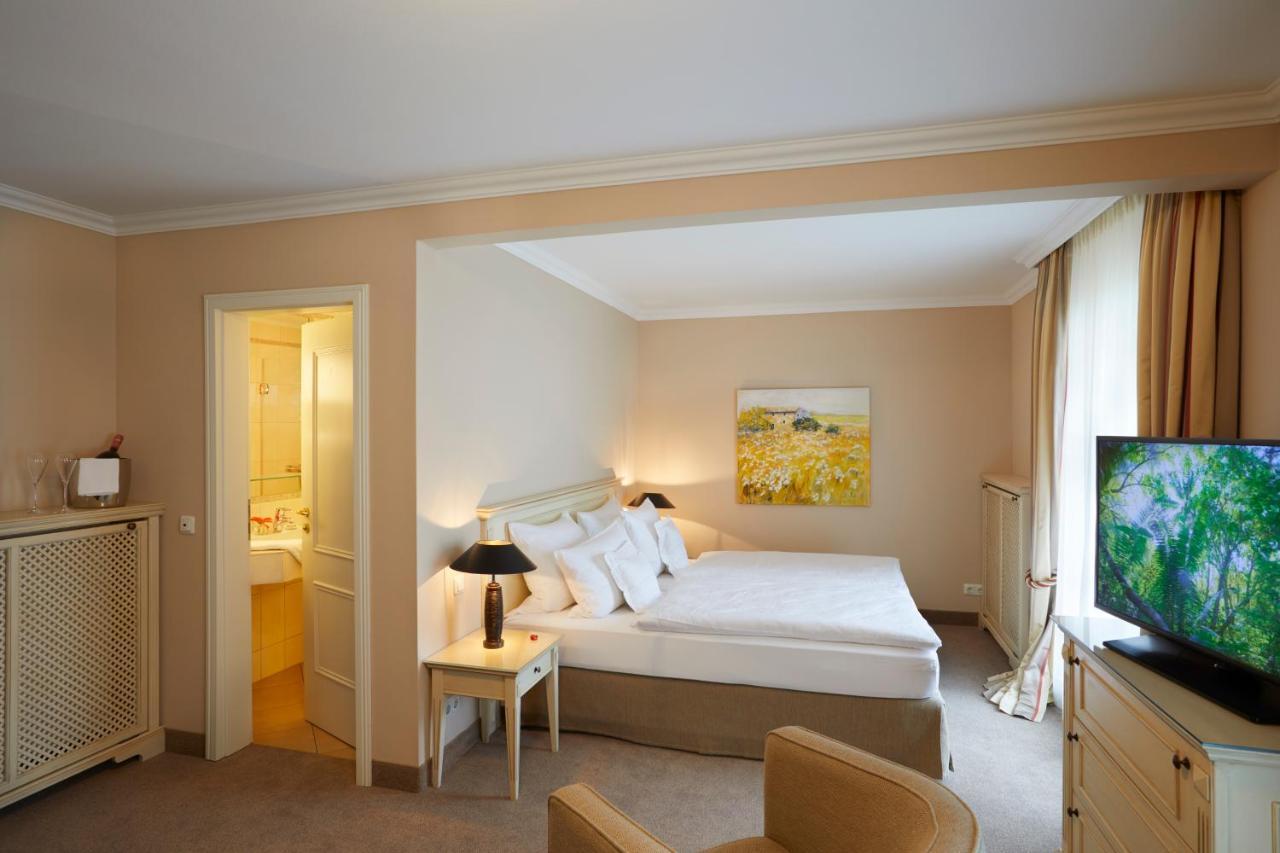 Strandhotel Fontana Timmendorfer Strand Exterior foto